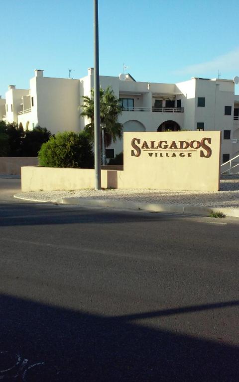 Salgados Village T1 Urbanisação Salgados village, lote 49, 3 A Guia/Albufeira, 8200-424 Albufeira