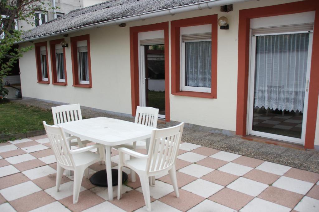 Sali Bayreuth 3-room apartment with two balconies 95445 Bayreuth
