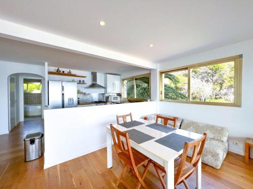 Salis Amazing waterfront apartment with sea views