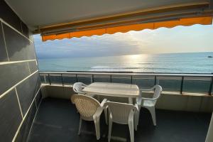 Salty Daze 1st line Studio Côte des Basques 180 ocean view - parking
