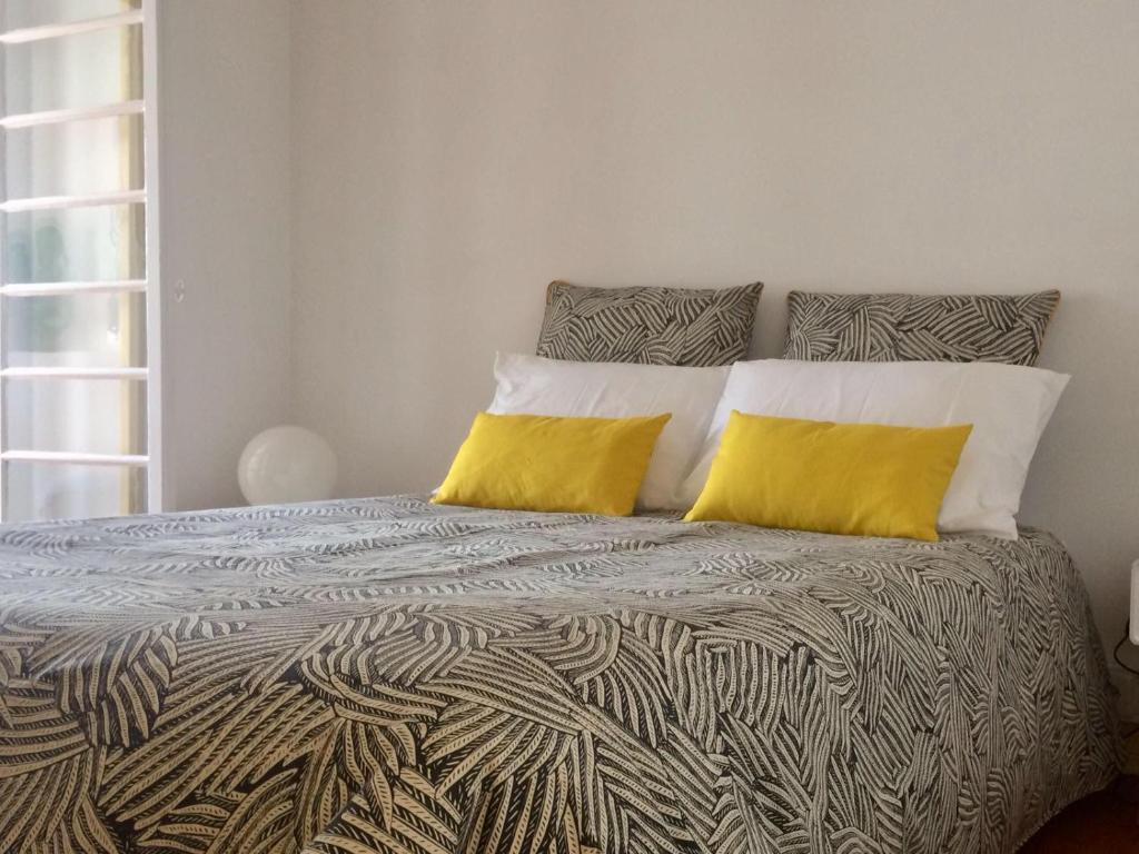 Sant'Ana Guest House Largo de Santana, 2400-223 Leiria