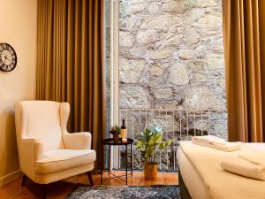 Santa Catarina Studio Porto Downtown - by GuestSPA
