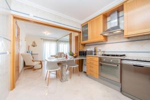 Appartement São Bernardino Beach Bay Apartment - BB Rua da Palmeira nº15 3ºE 2525-759 São Bernardino Région Centre