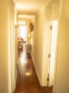 São Lázaro Appartment by Demsimmo