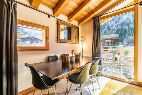 Sapelli apartment Argentière Chamonix - by EMERALD STAY