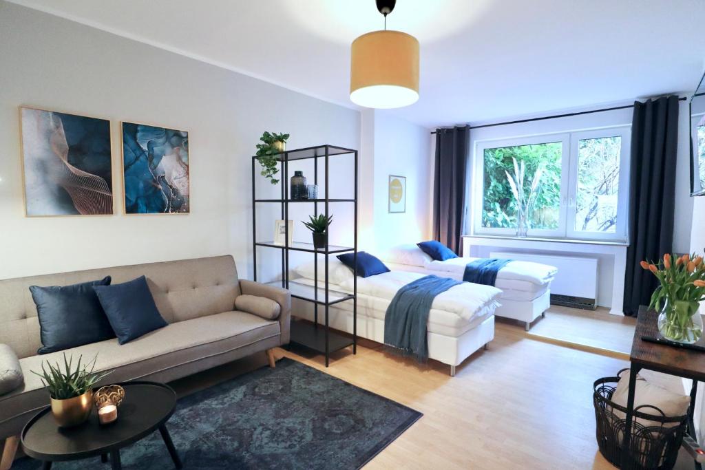 Appartement SAPPHIRE APARTMENT: FREE PARKING + NETFLIX + BATHTUB 10 Heerenstraße 45145 Essen