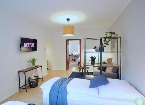 SAPPHIRE APARTMENT: FREE PARKING + NETFLIX + BATHTUB