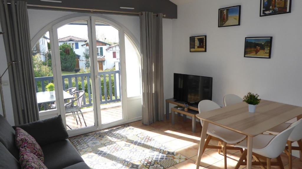 Appartement Saskoenea Appartement E12 5B, rue Ansoenia, Hameau de Sascoenea 64700 Hendaye