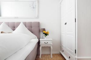 SC 2 Cozy Family & Business Flair welcomes you - Rockchair Apartments