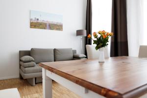 SC 3 Cozy Family & Business Flair welcomes you - Rockchair Apartments