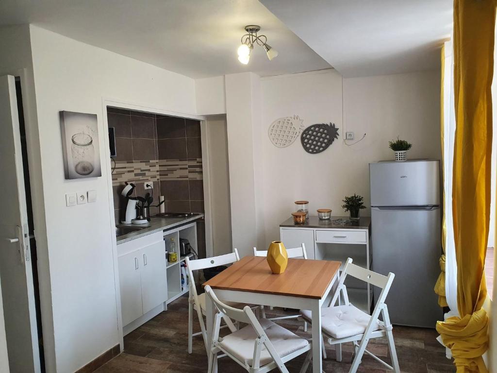 Appartement Scandinave de Steenia 6 Cours Jean Ballard 13001 Marseille