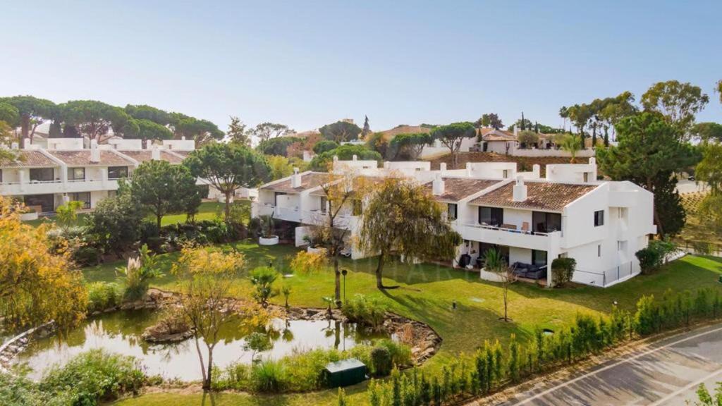 Scarlet's Place spacious 1-Bed Aprt Quinta Do Lago Rua do Ludo, 8135-024 Quinta do Lago