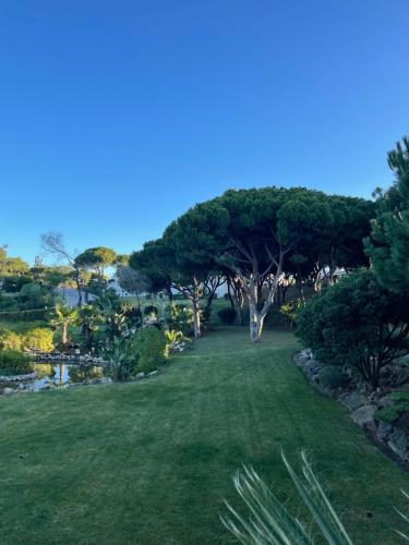 Scarlet's Place spacious 1-Bed Aprt Quinta Do Lago
