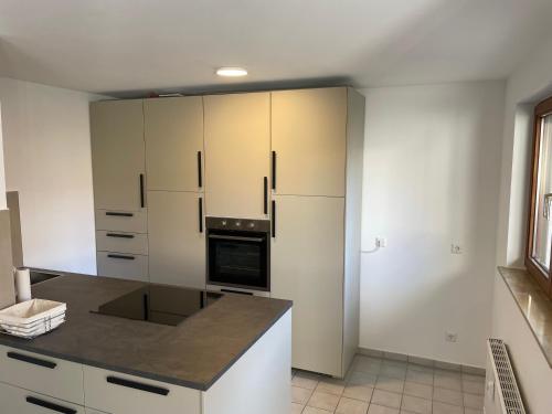 Schicke & komfortable 1 Zimmer Wohnung nahe Flughafen & Messe