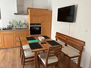 Schiller Apartment