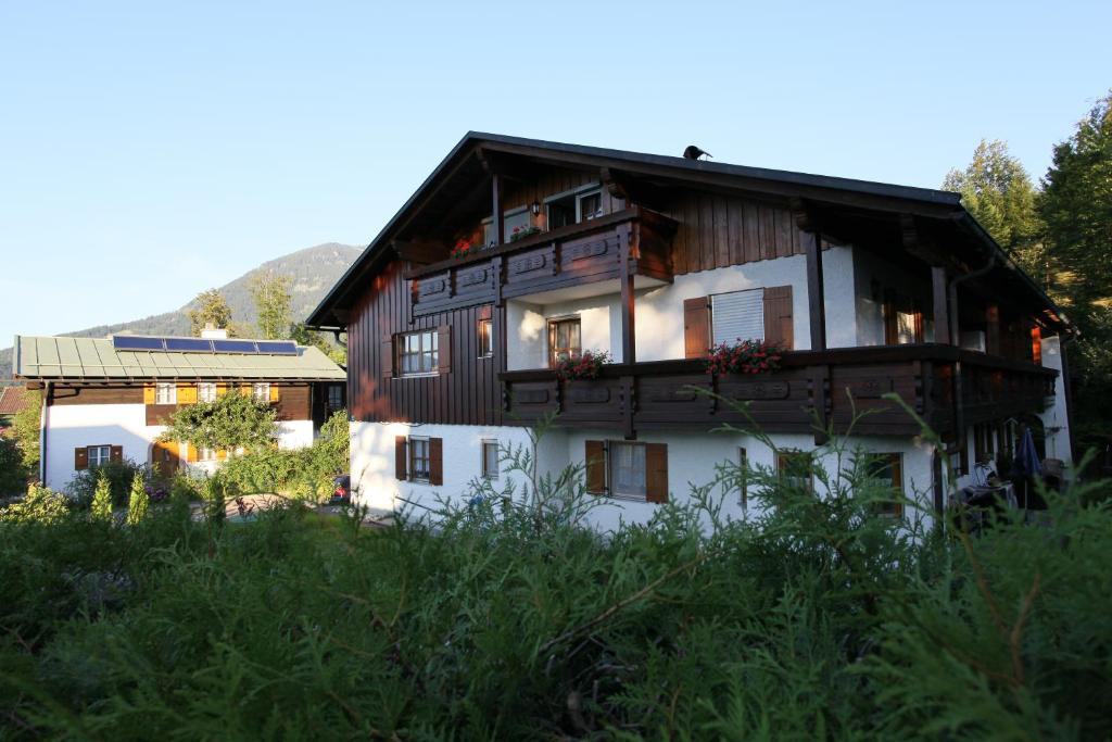 Appartement Schlafende Hexe im Buchenwald Buchenötz 1 83471 Schönau am Königssee