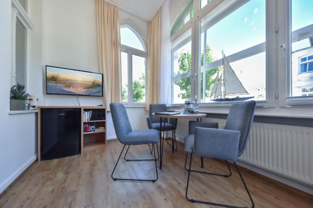 Appartement Schloß Hohenzollern 13 Goethestraße 33 17419 Ahlbeck