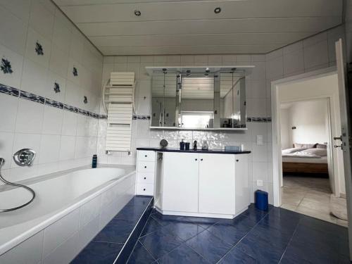 Schöne 110 qm große moderne und helle Wohnung