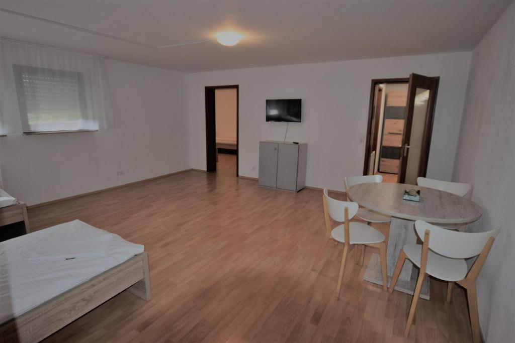 Appartement Schöne 2 Zimmer Wohnung 42 Dürnauer Weg 70599 Stuttgart