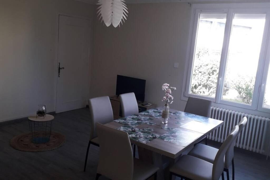 Schöne 2 Zimmer Wohnung 70599 Stuttgart