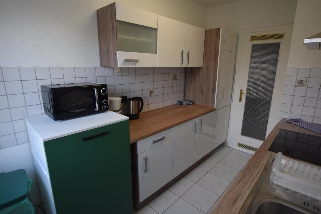 Appartement Schöne 3 Zimmer Wohnung in Wangen 5 Degenfelder Straße 70327 Stuttgart