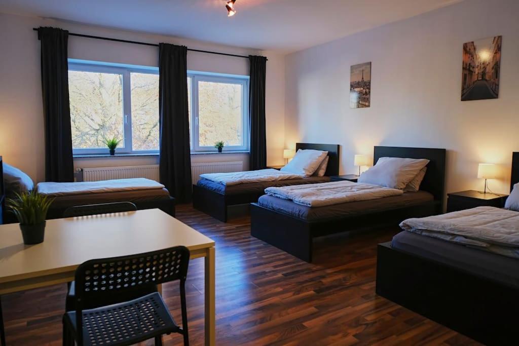 Appartement Schöne 4-Bettzimmer Wohnung in Celle 8B Allergarten 29225 Celle