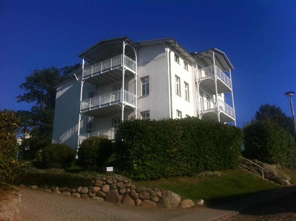 Appartement Schöne Aussicht/2 Raum Ferienwohnung mit Balkon \ 4 Max-Dreyer-Straße 18586 Göhren