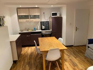 Schöne Einliegerwohnung mitten in Püttlingen
