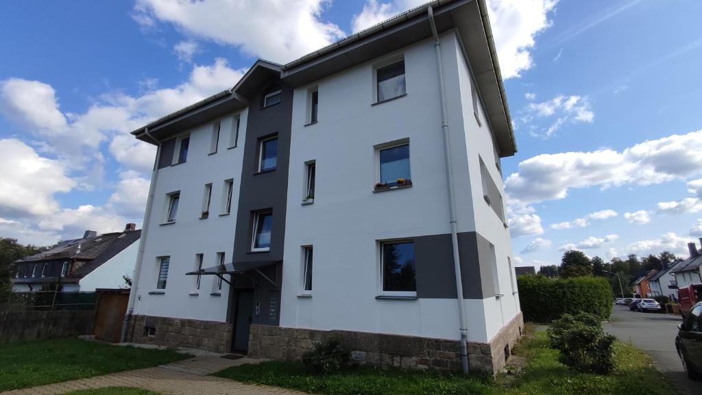 Appartement Schöne Ferienwohnung in Oberkotzau am Fichtelgebirge 10 Scheibenstraße Erdgeschoss 95145 Oberkotzau