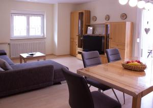 Schöne Ferienwohnung mit großer Terrasse.