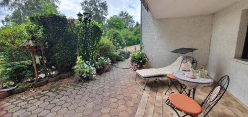 Schöne Ferienwohnung mit Terrasse und Garten