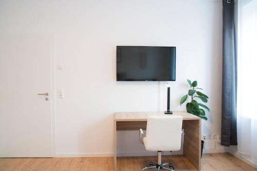 Schöne größe Ferienwohnung 78m², Zentrumnah, 1.OG