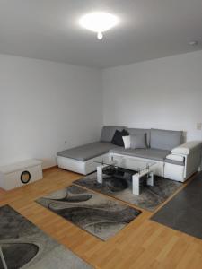 Schöne, helle Ferienwohnung B006