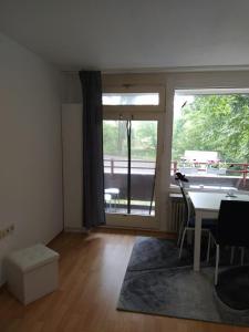 Schöne, helle Ferienwohnung B006