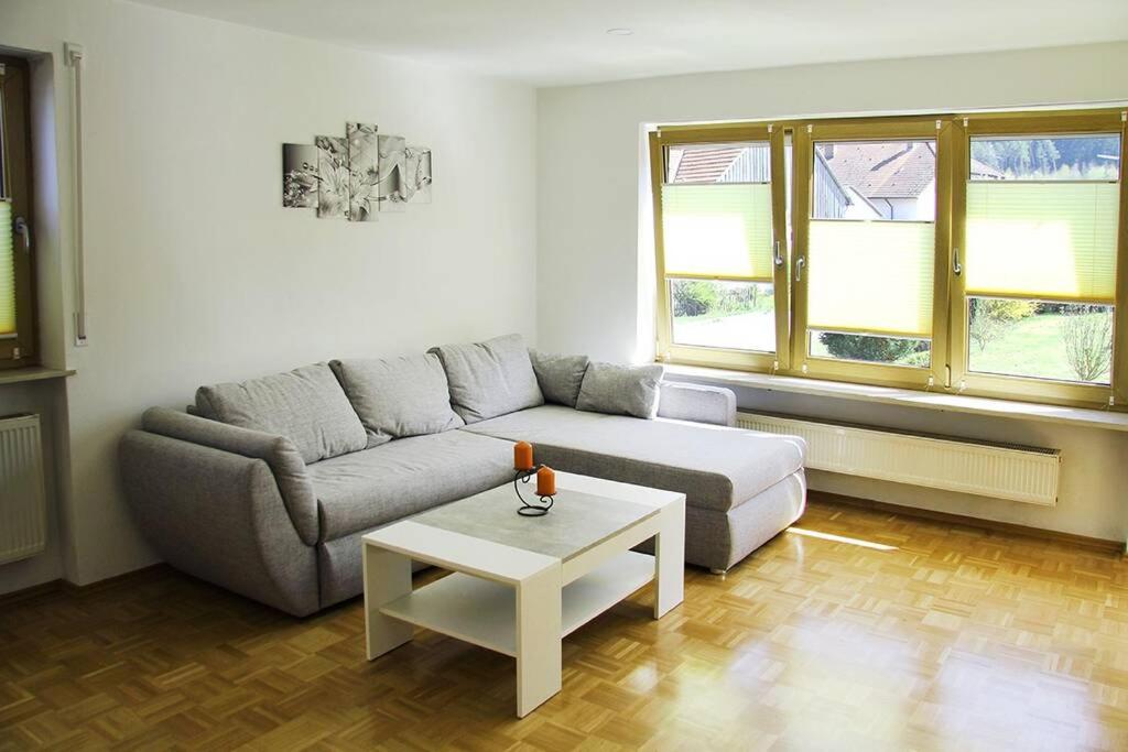 Schöne helle Ferienwohnung in Waldnähe 20 Weidenwang F, 92334 Berching