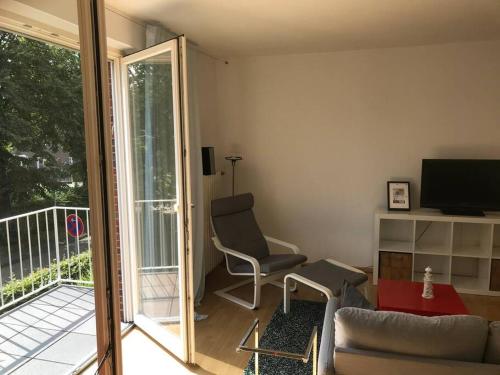 Schöne, helle, stadtnahe Wohnung mit Balkon