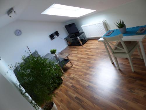 Schöne komplette Ferienwohnung in Wesel