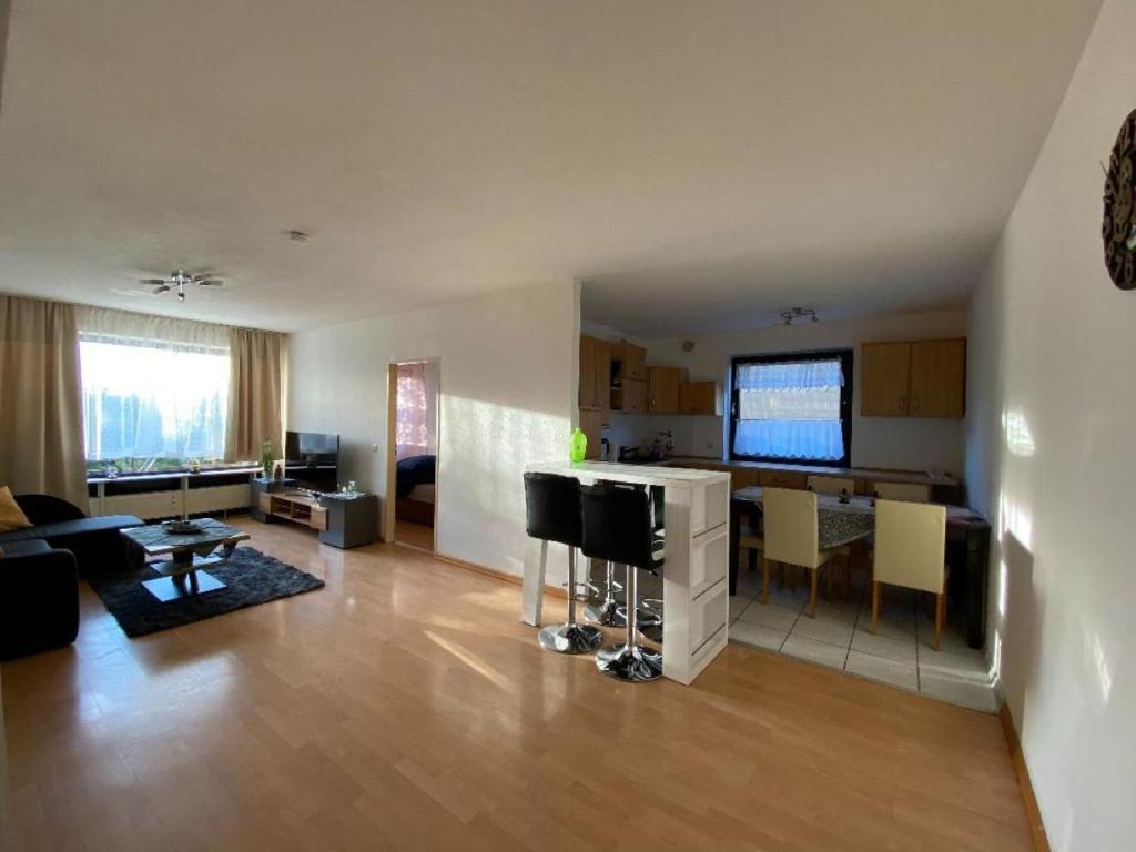 Appartement Schöne, möblierte Wohnung mit Balkon und Tiefgarage 202 Werstener Feld 40591 Düsseldorf