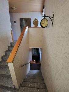 Schöne Wohnung mit eigenem Eingang und Parkplatz