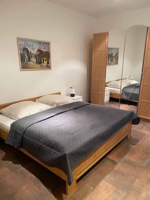 Schöne Zweiraumwohnung im Zentrum 4 Bahnhofstraße, 08280 Aue