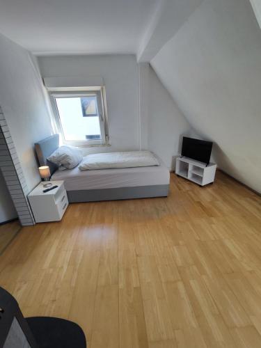 Schönes neuwertiges 2 Zimmer Apartment -WOB zentral