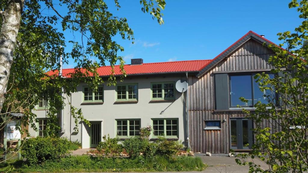 Schwanenhof (EG) Strandweg 2, 24864 Brodersby