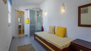 Sea 3BDR House W/ Patio by Lovelystay