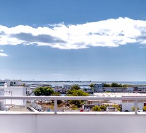 SEA BALCONIES