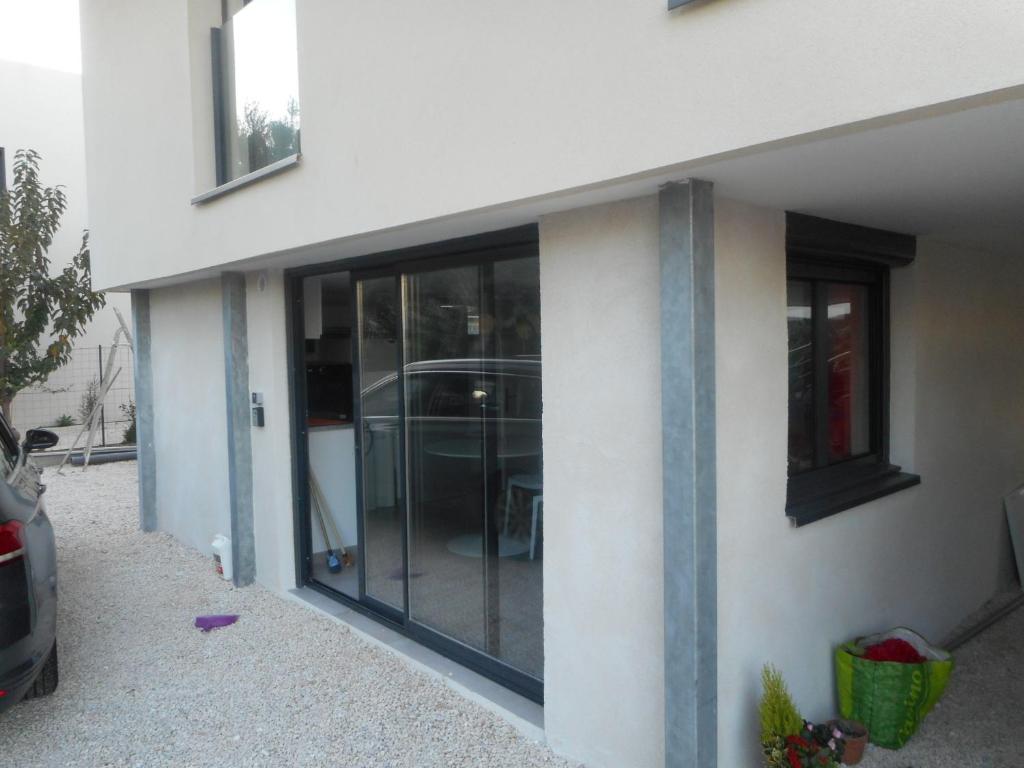 Sea Top Flat IV