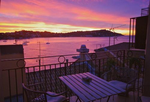 Sea View Apartment - Old Town Villefranche sur Mer