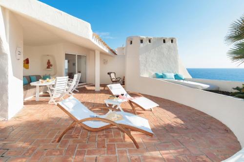Sea View Duplex YourHostHelper