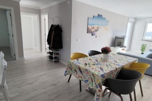 *SEA VIEW* New 3 Bedroom apt with FREE parking
