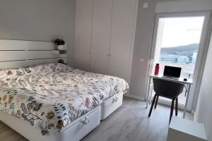 *SEA VIEW* New 3 Bedroom apt with FREE parking