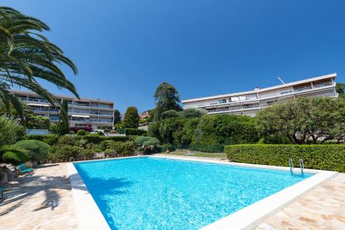 Sea View Park Swimming Pool & Tennis 2 Bdrs